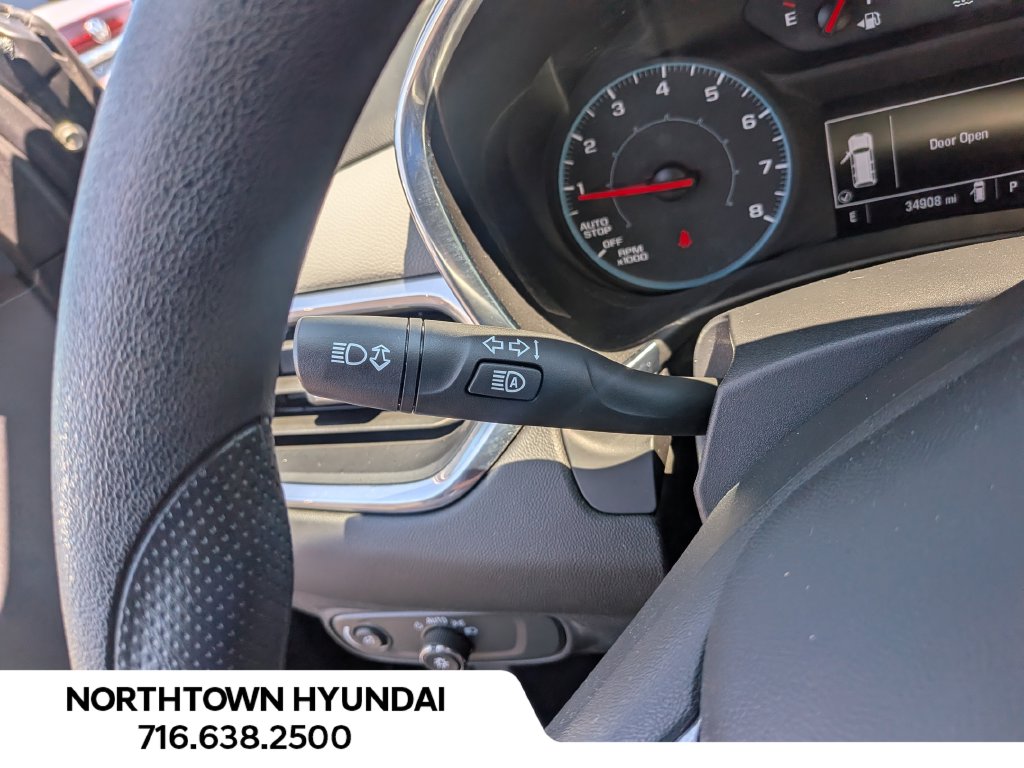 2020 Chevrolet Equinox LS - Photo 24
