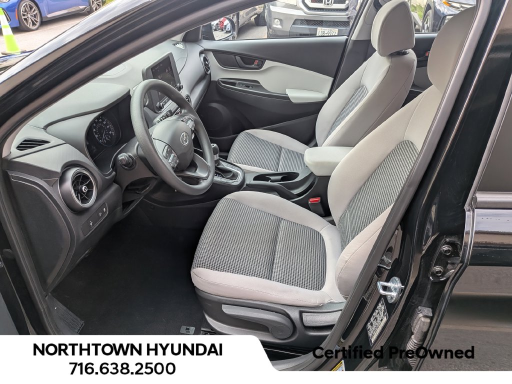 2023 Hyundai Kona SE - Photo 9