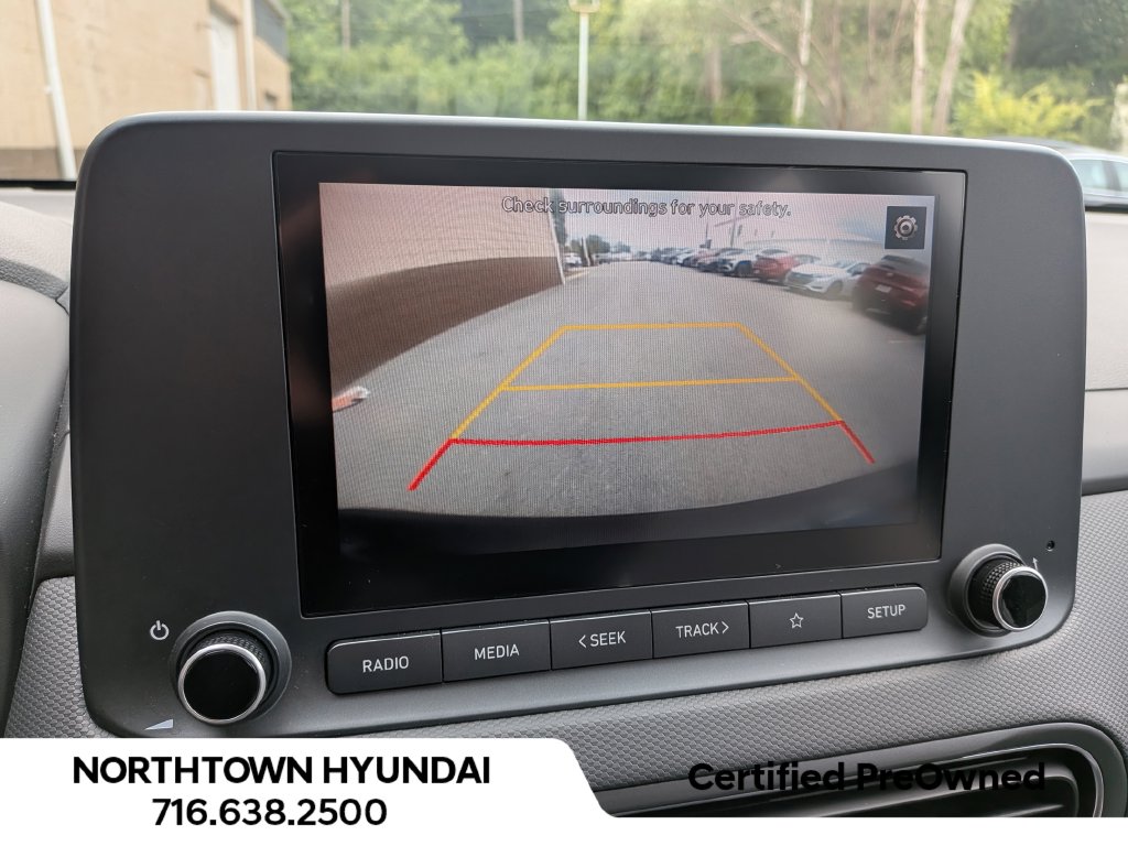 2023 Hyundai Kona SE - Photo 18