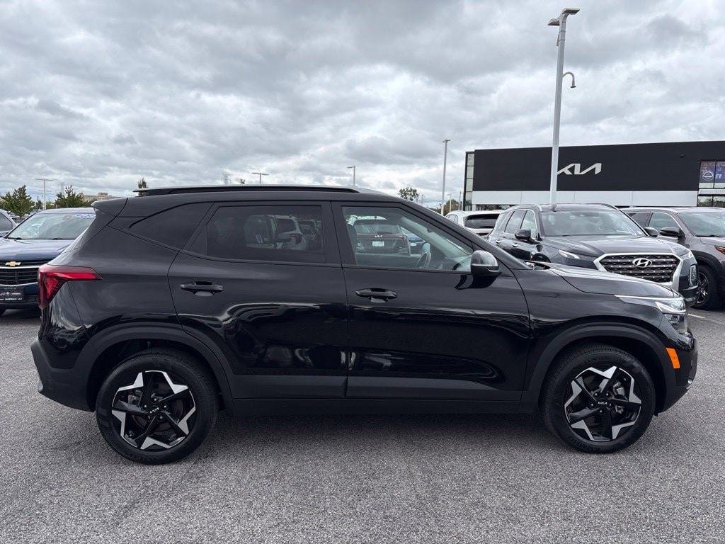 Certified 2025 Kia Seltos S SUV