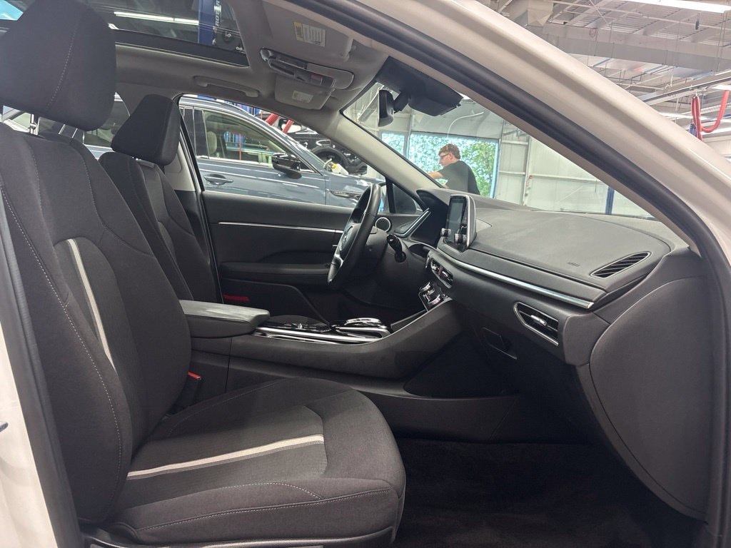 2022 Hyundai Sonata SEL - Photo 14