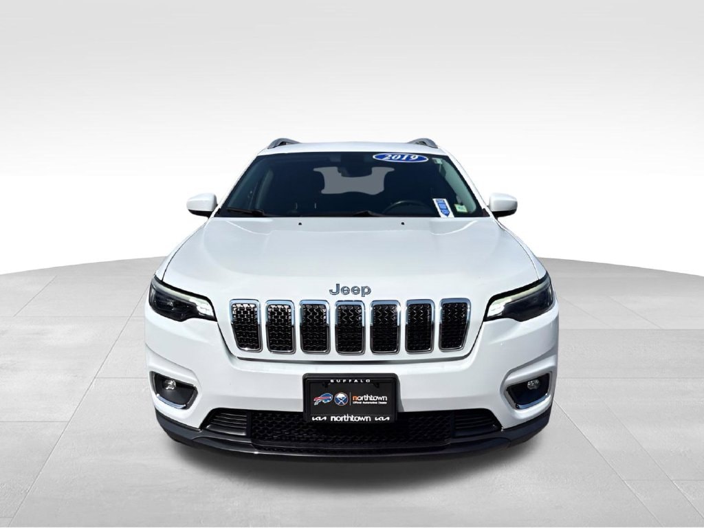 Used 2019 Jeep Cherokee Limited with VIN 1C4PJMDX2KD383333 for sale in Amherst, NY