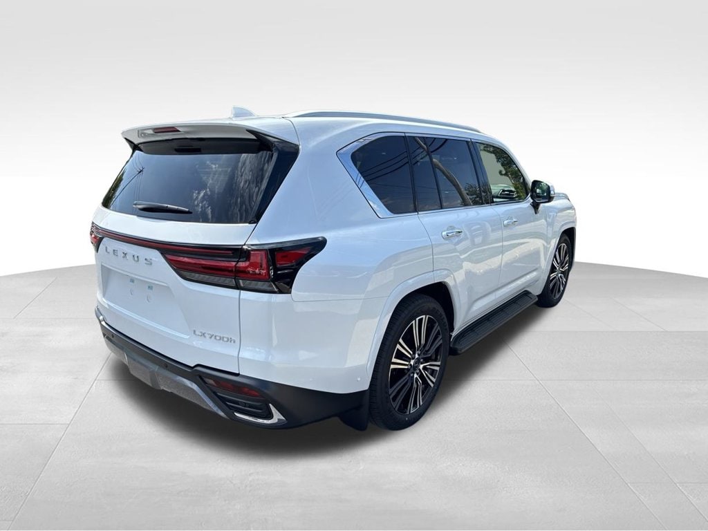 2026 Lexus LX 700h Luxury - Photo 9