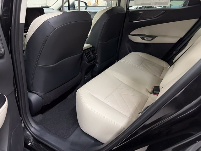 2026 Lexus NX 350 Luxury - Photo 14