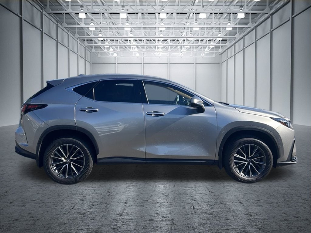 2025 Lexus NX 350 - Photo 21
