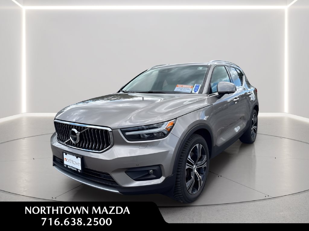 2021 Volvo XC40