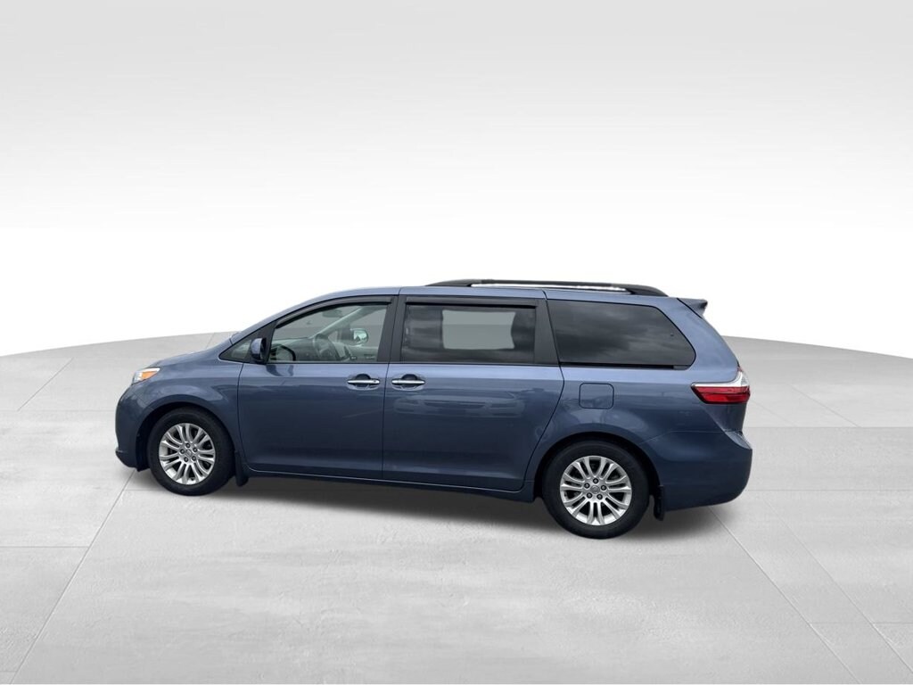 Used 2015 Toyota Sienna XLE Van