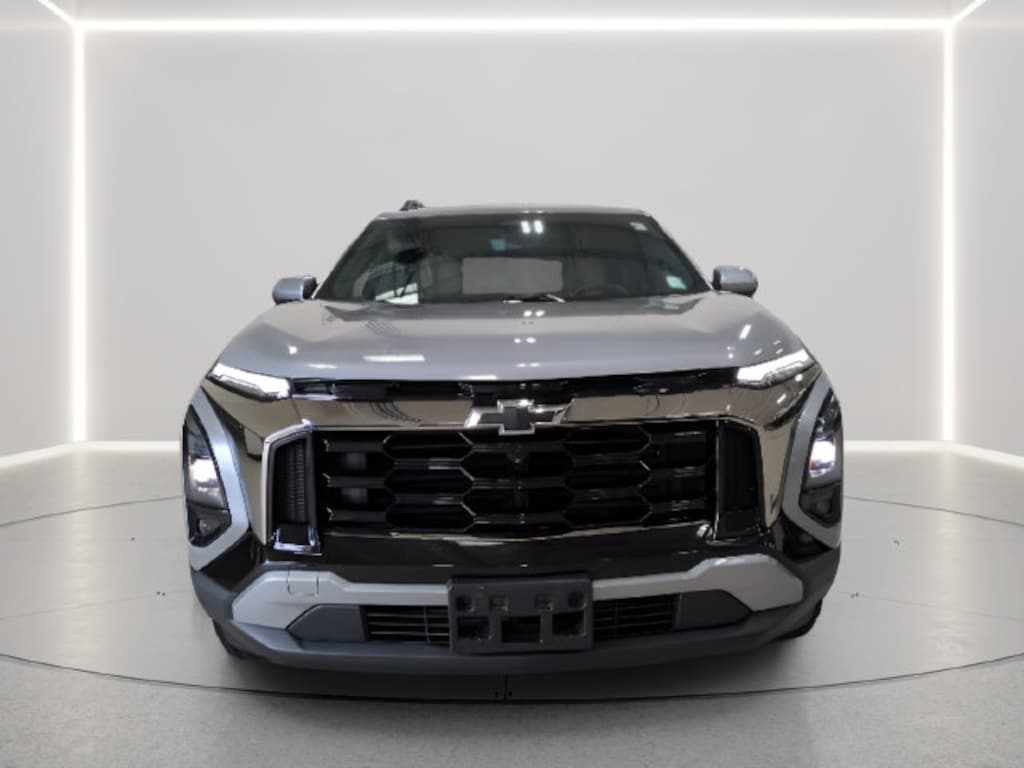 Used 2025 Chevrolet Equinox Activ SUV