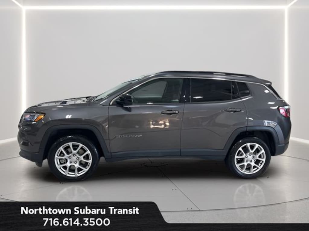 Used 2023 Jeep Compass Latitude Lux SUV