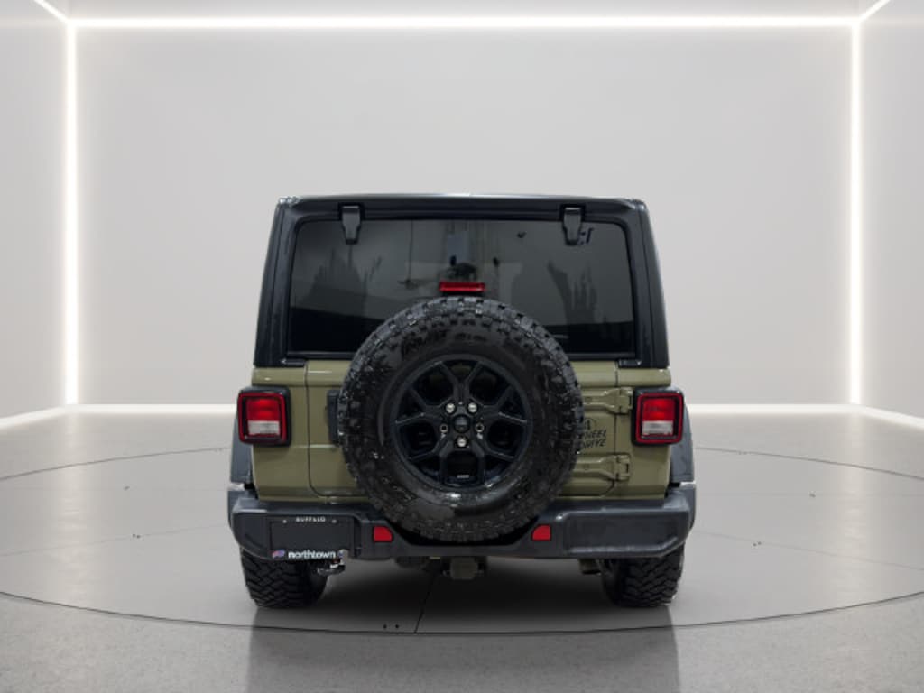 Used 2025 Jeep Wrangler Willys SUV