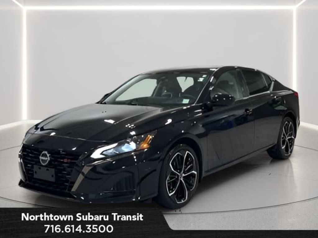 Used 2023 Nissan Altima 2.5 SR Sedan