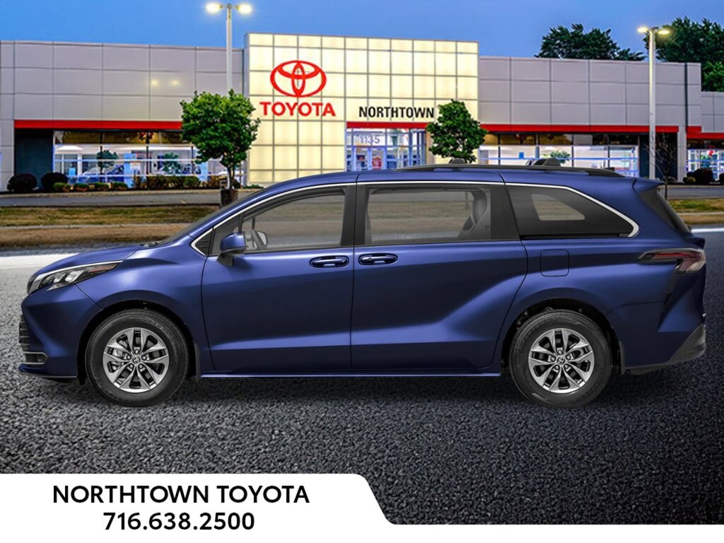 New 2026 Toyota Sienna LE 8 PASSENGER