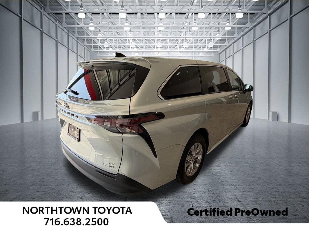 Certified 2024 Toyota Sienna LE 8 Passenger Minivan/Van
