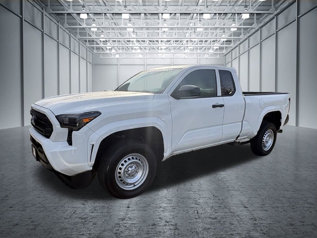 Used 2025 Toyota Tacoma SR Truck