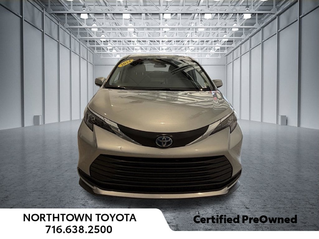 Certified 2024 Toyota Sienna LE 8 Passenger Minivan/Van