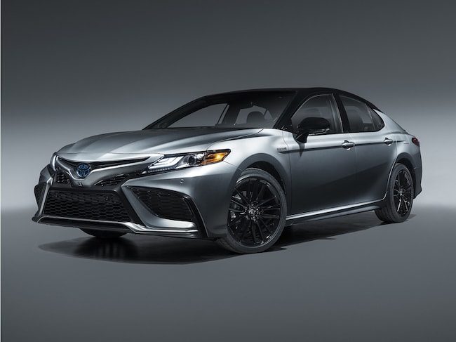 2022 Toyota Camry Hybrid XSE Sedan