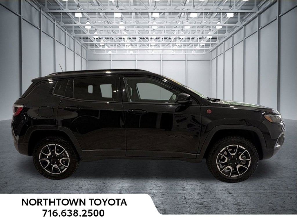 Used 2024 Jeep Compass Trailhawk SUV