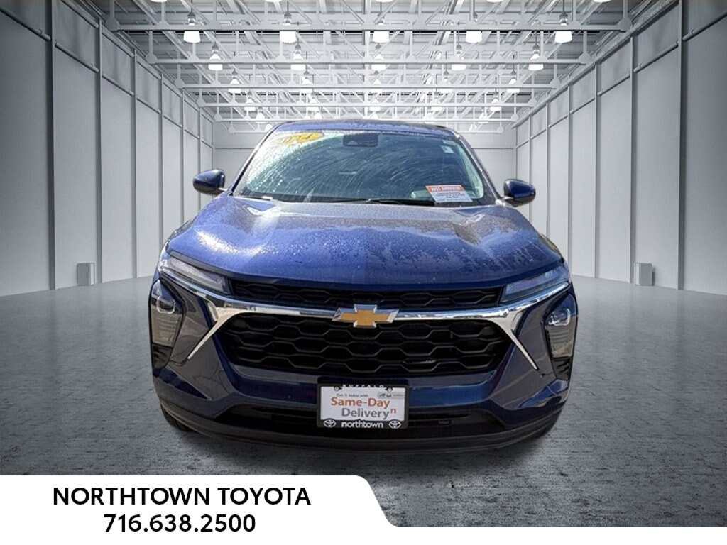 Used 2024 Chevrolet Trax LS SUV