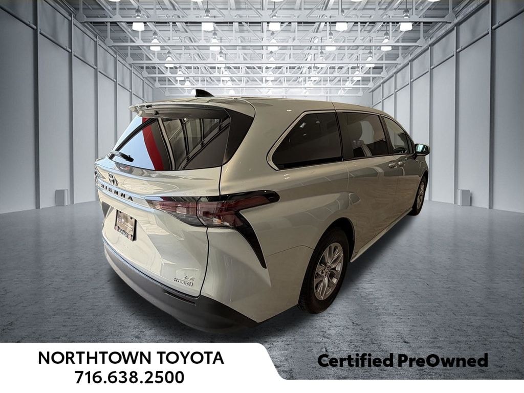 Certified 2024 Toyota Sienna LE 8 Passenger Minivan/Van