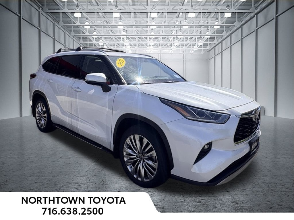 Used 2023 Toyota Highlander Platinum SUV