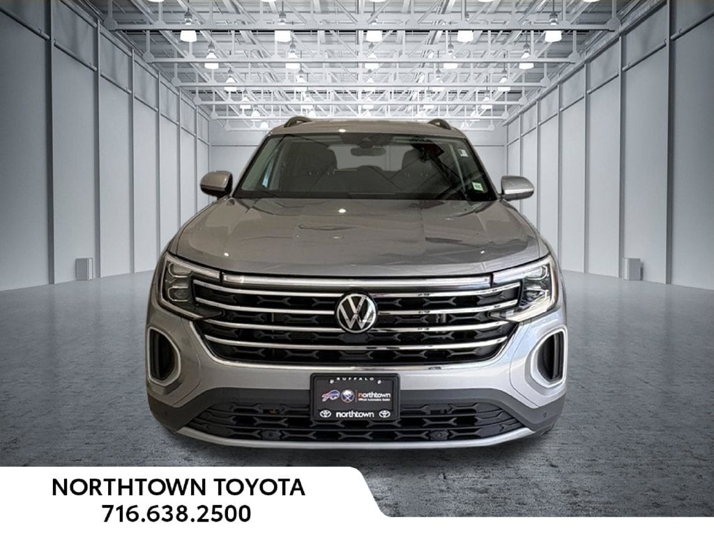Used 2025 Volkswagen Atlas 2.0T SE w/Technology SUV