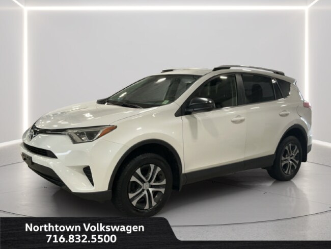 2016 Toyota RAV4 LE SUV