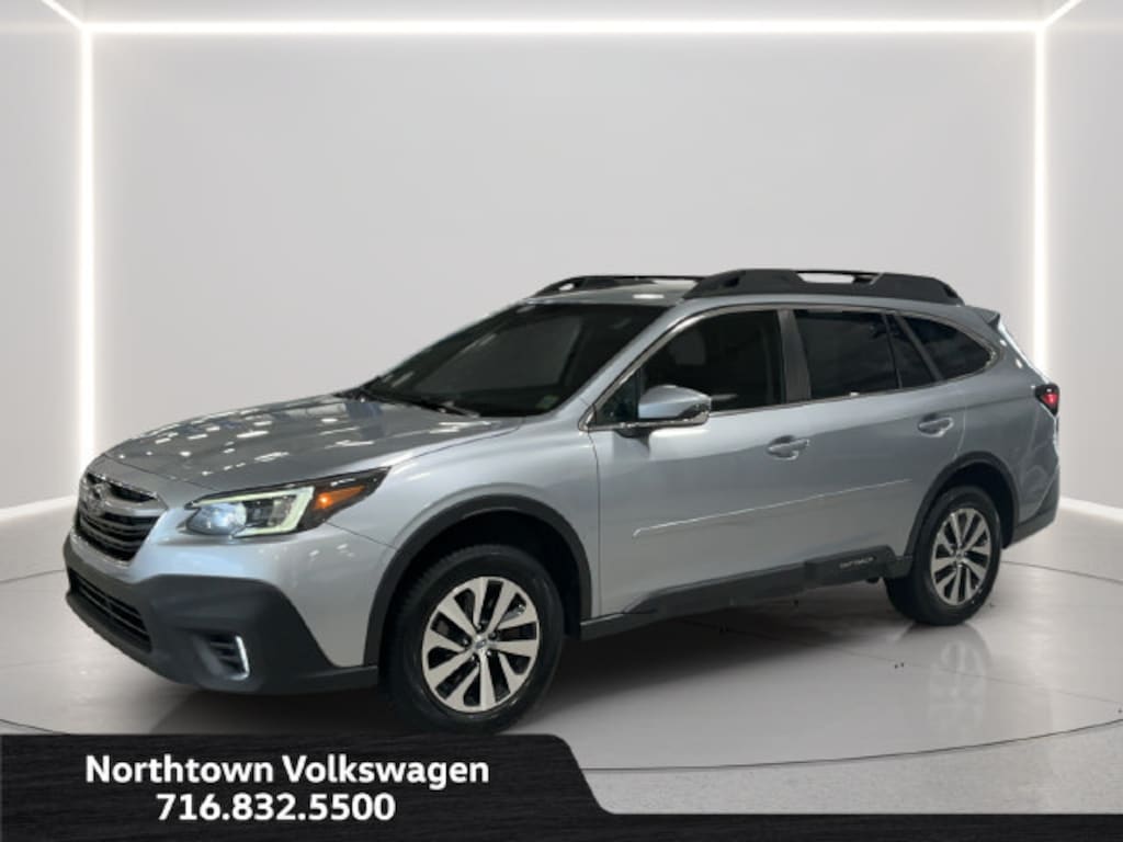 Used 2022 Subaru Outback Premium SUV