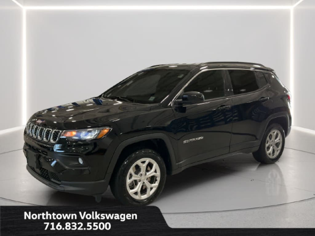 Used 2024 Jeep Compass Latitude SUV
