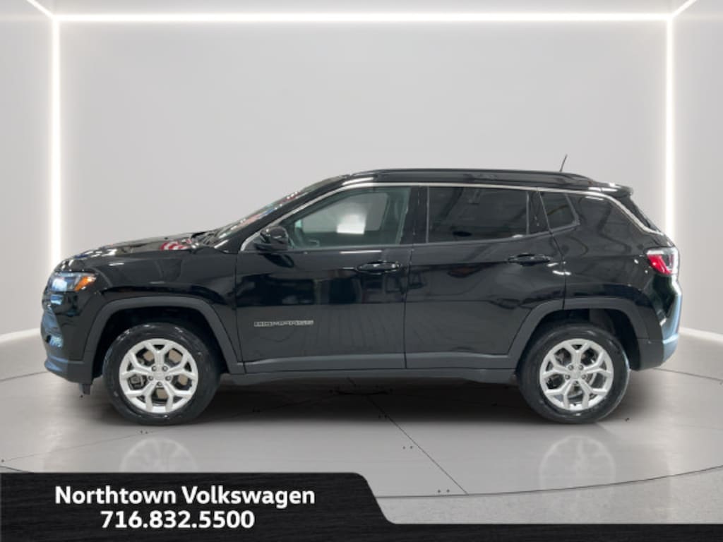 Used 2024 Jeep Compass Latitude SUV