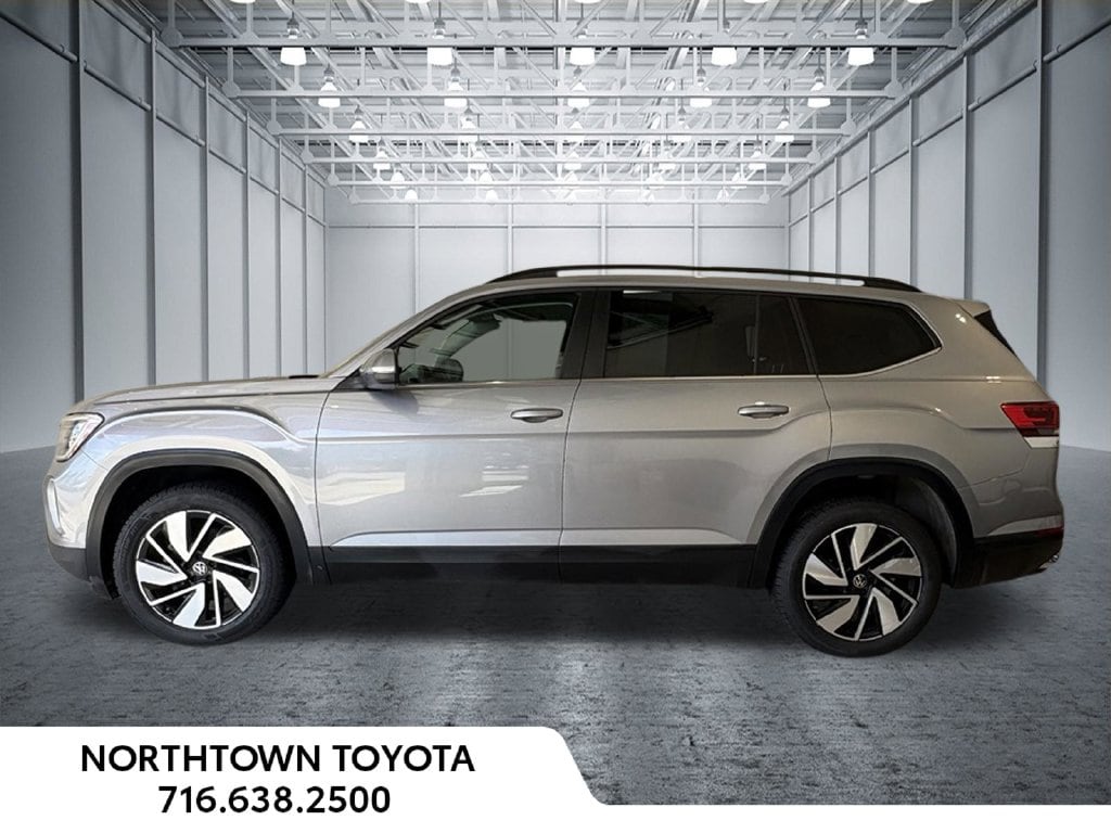 Used 2025 Volkswagen Atlas 2.0T SE w/Technology SUV