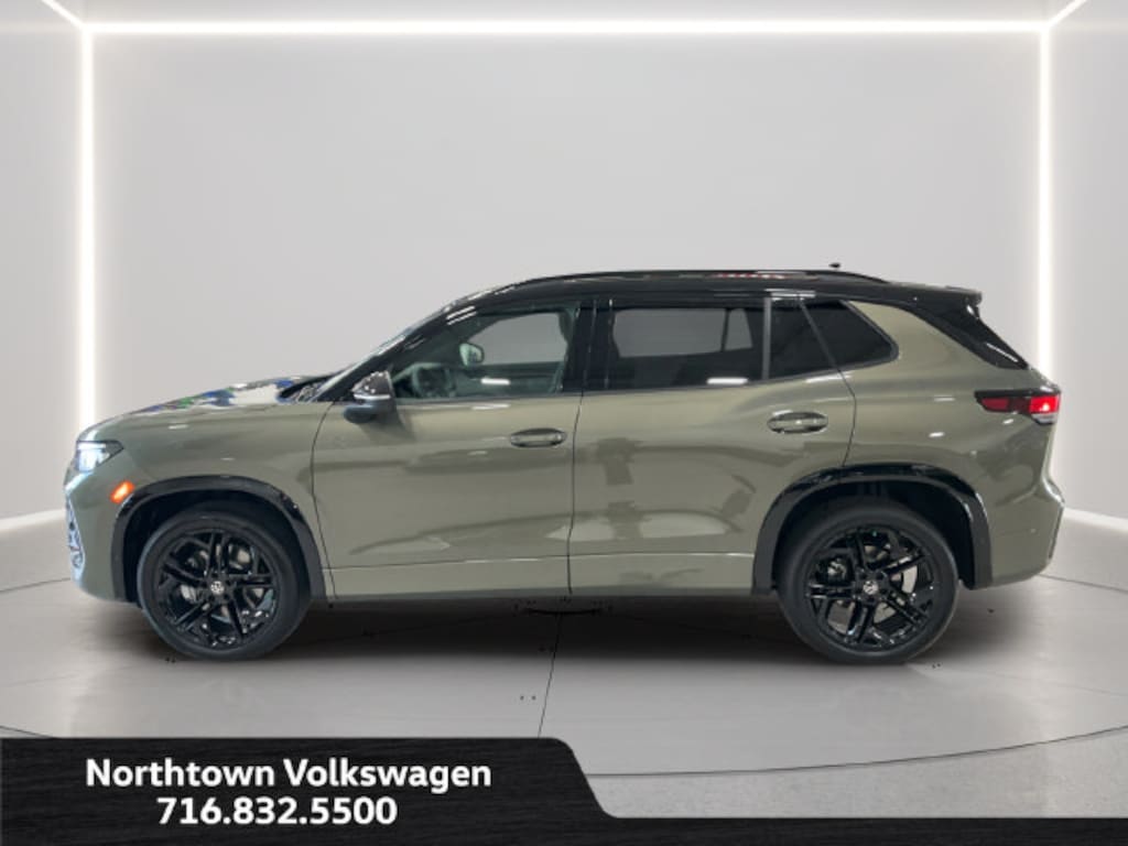 New 2026 Volkswagen Tiguan SE R-Line Black SUV