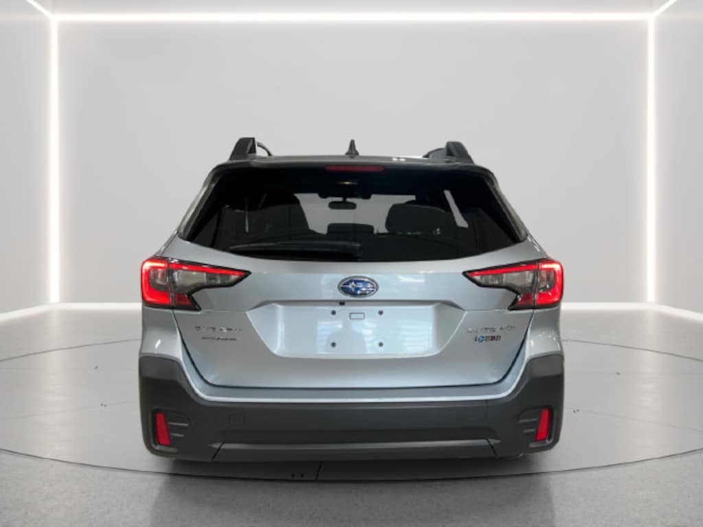 Used 2022 Subaru Outback Premium SUV