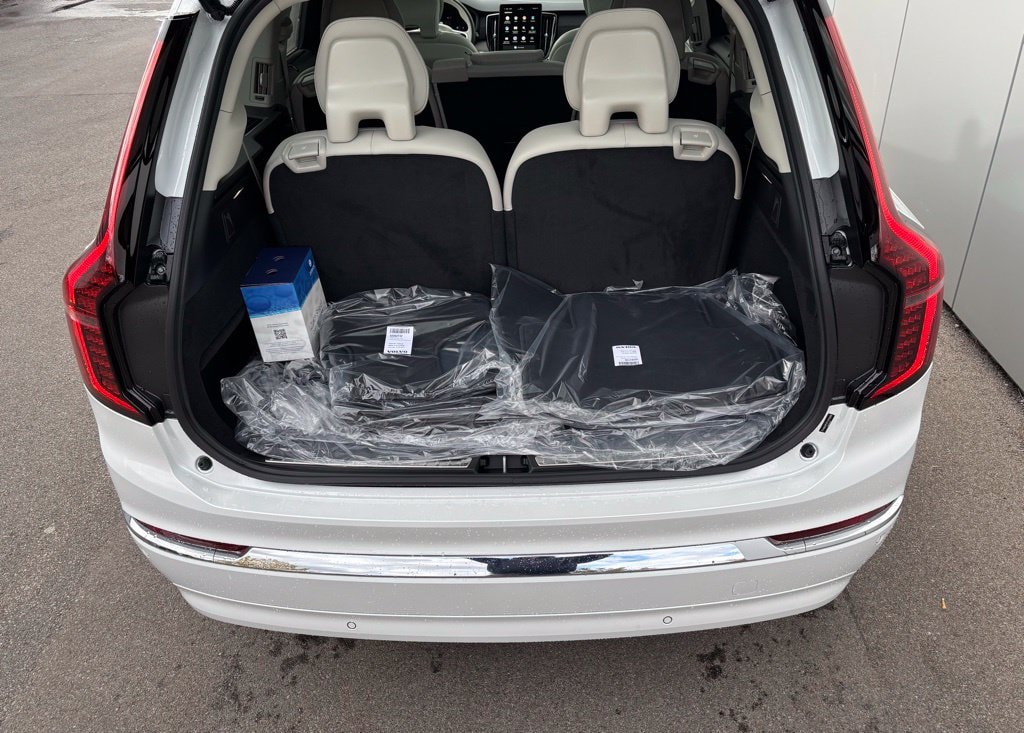 2026 Volvo XC90 Ultra - Photo 17