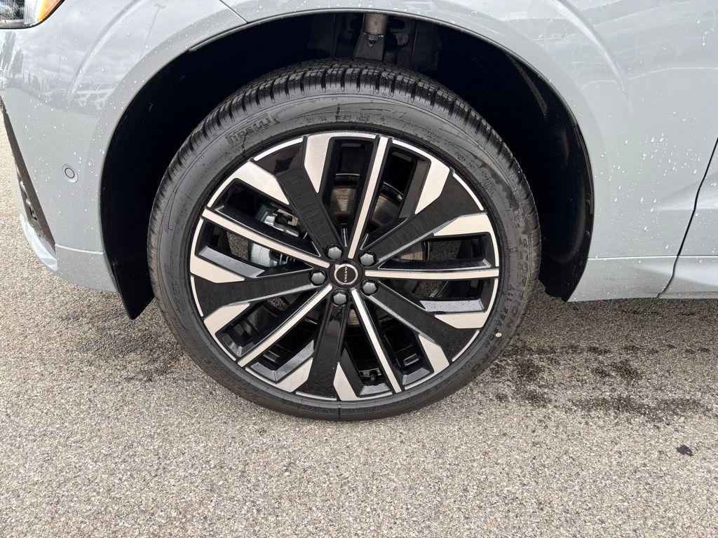 2026 Volvo XC60 Ultra - Photo 9