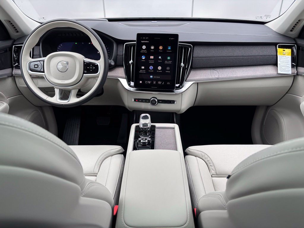 2026 Volvo XC90 Ultra - Photo 10