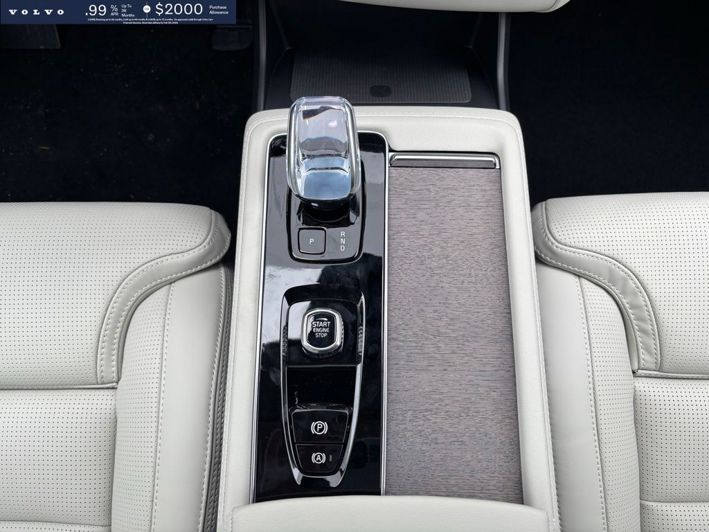 2026 Volvo XC90 Ultra - Photo 13
