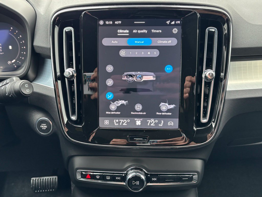 2026 Volvo XC40 Ultra Black Edition - Photo 14