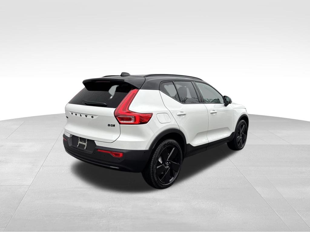 2026 Volvo XC40 Ultra Black Edition - Photo 6