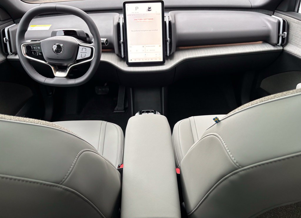 2026 Volvo EX30 Plus - Photo 10