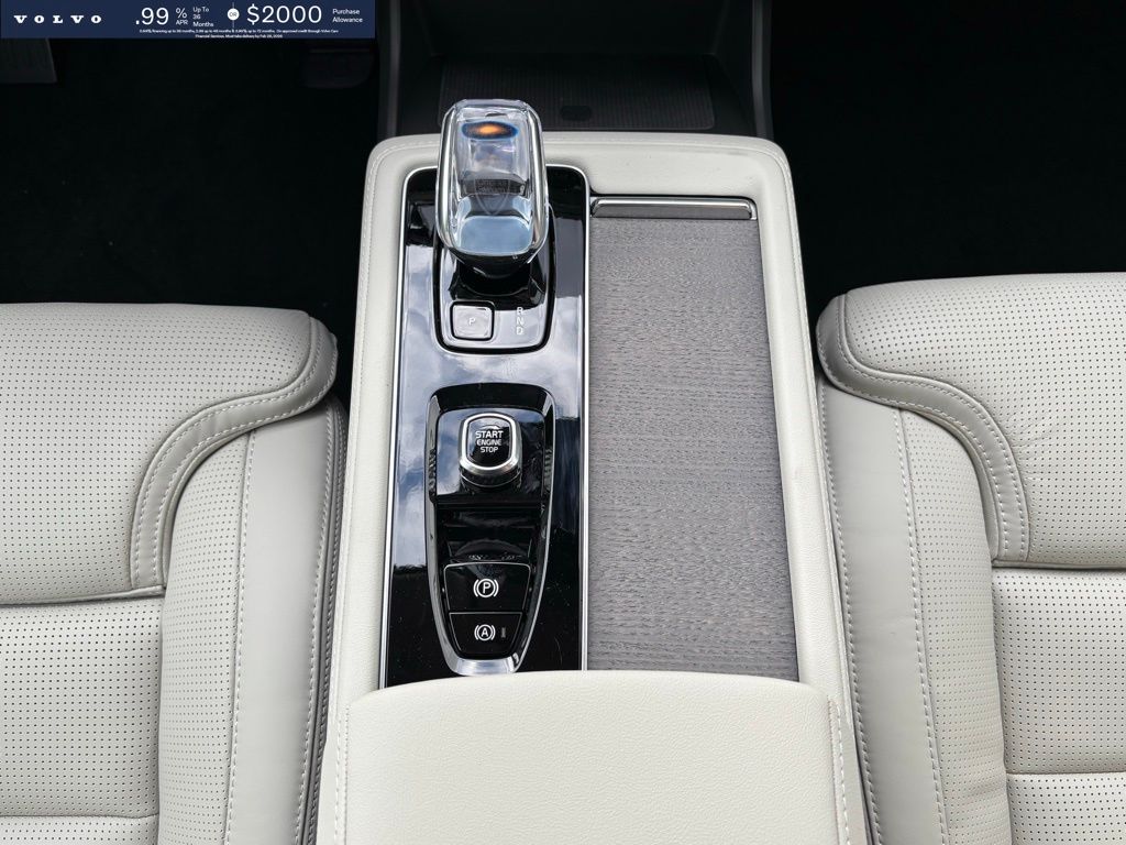 2026 Volvo XC90 Ultra - Photo 13