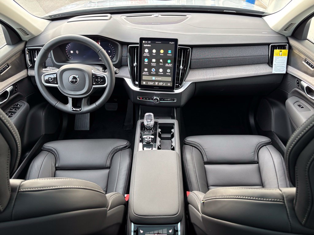 2026 Volvo XC90 Ultra - Photo 10