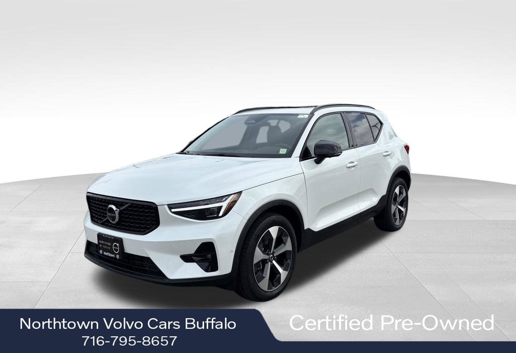 Used 2026 Volvo XC40 B5 Plus SUV