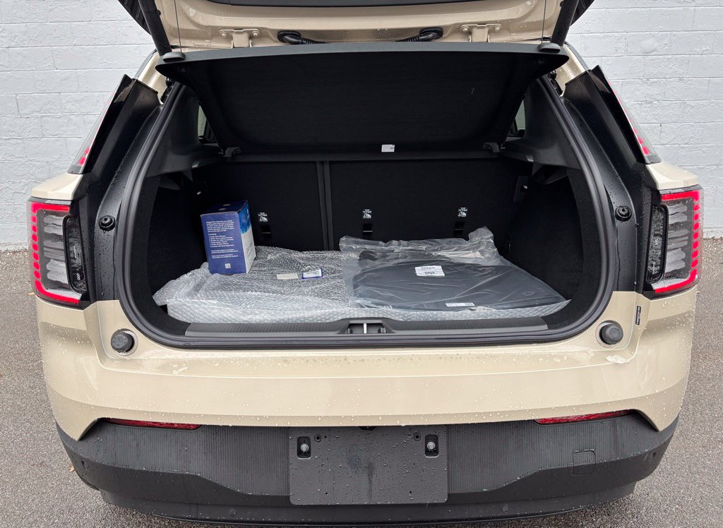 2026 Volvo EX30 Plus - Photo 19