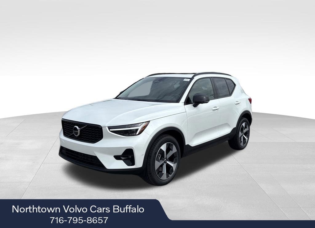 2026 Volvo XC40 Plus