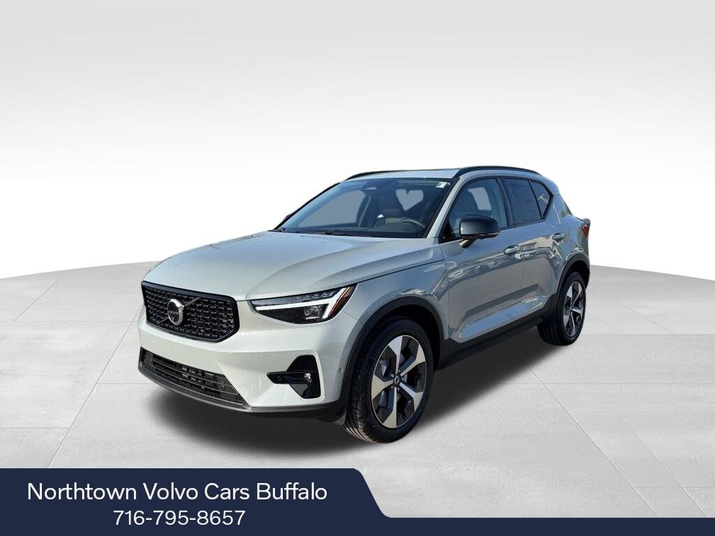 New 2026 Volvo XC40 B5 Plus SUV