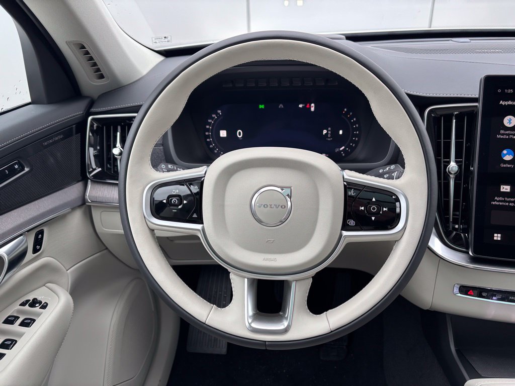 2026 Volvo XC90 Ultra - Photo 11