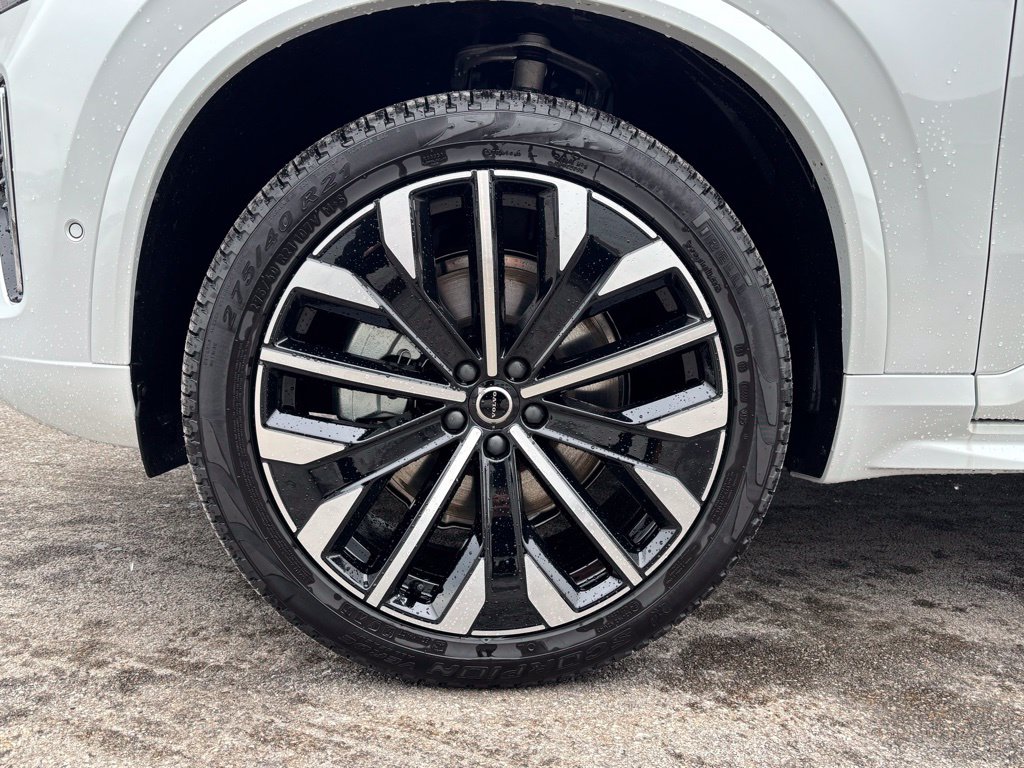 2026 Volvo XC90 Ultra - Photo 9