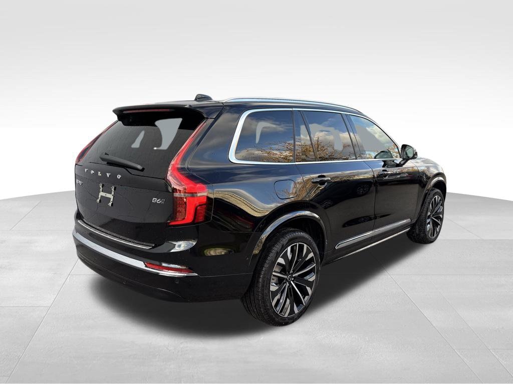 2026 Volvo XC90 Plus - Photo 6