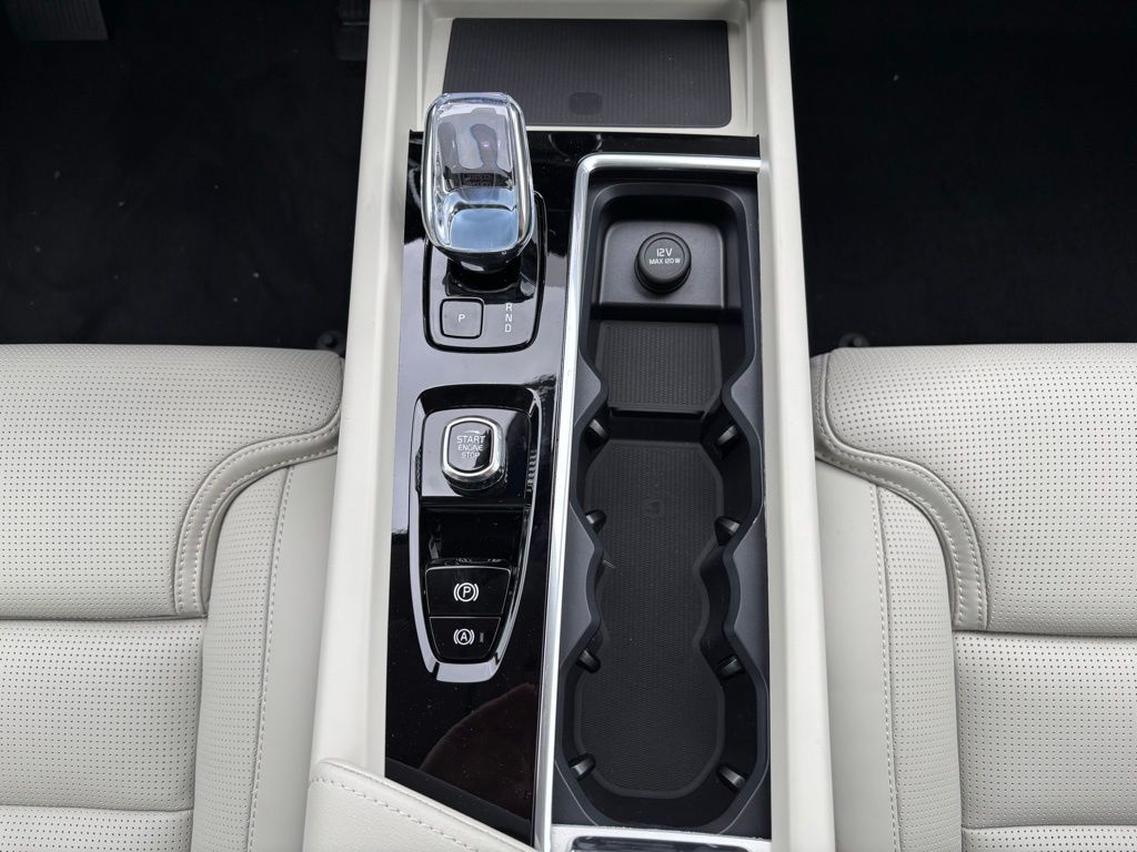 2026 Volvo XC60 Ultra - Photo 13
