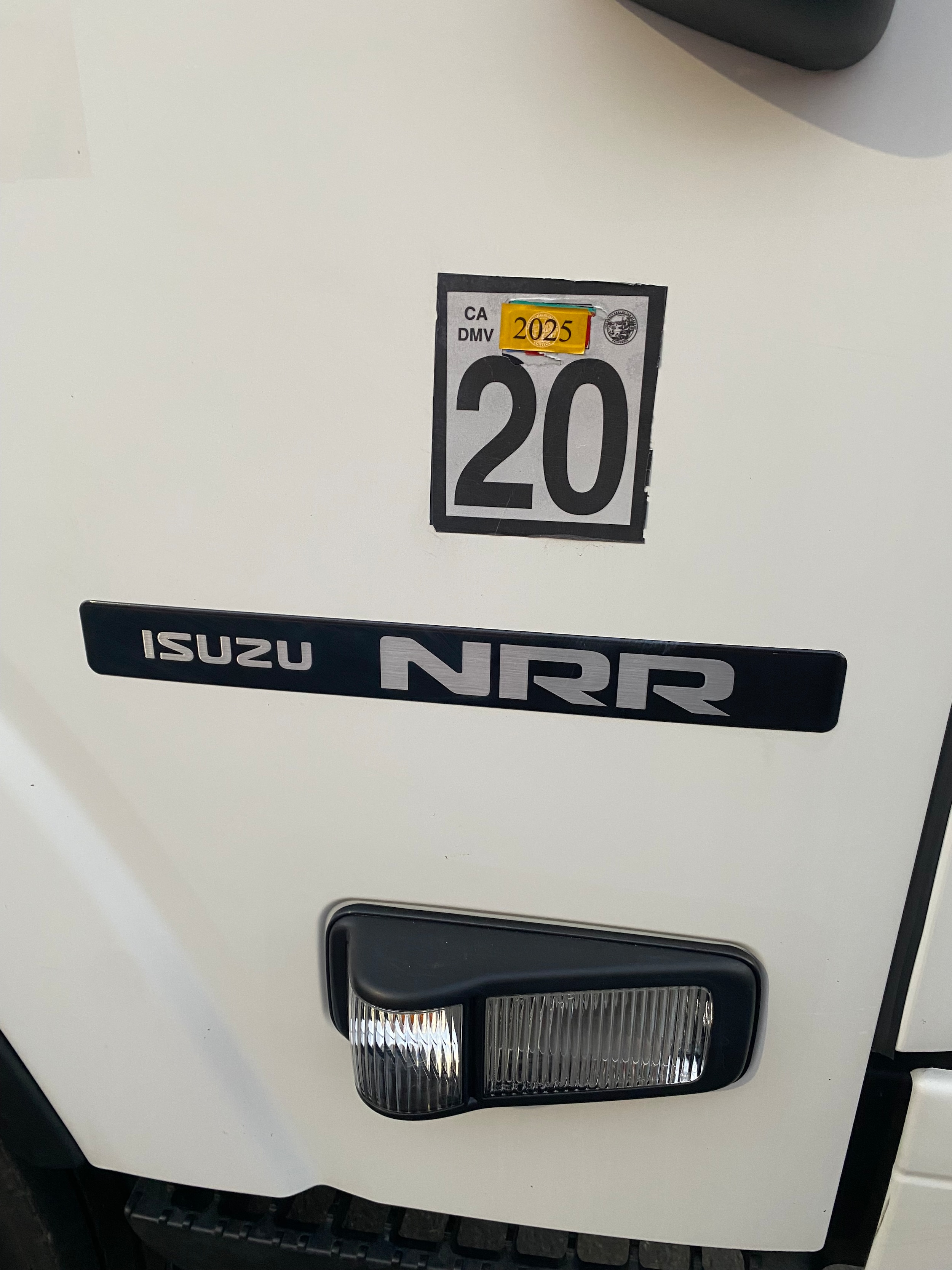2018 Isuzu NRR - Photo 15
